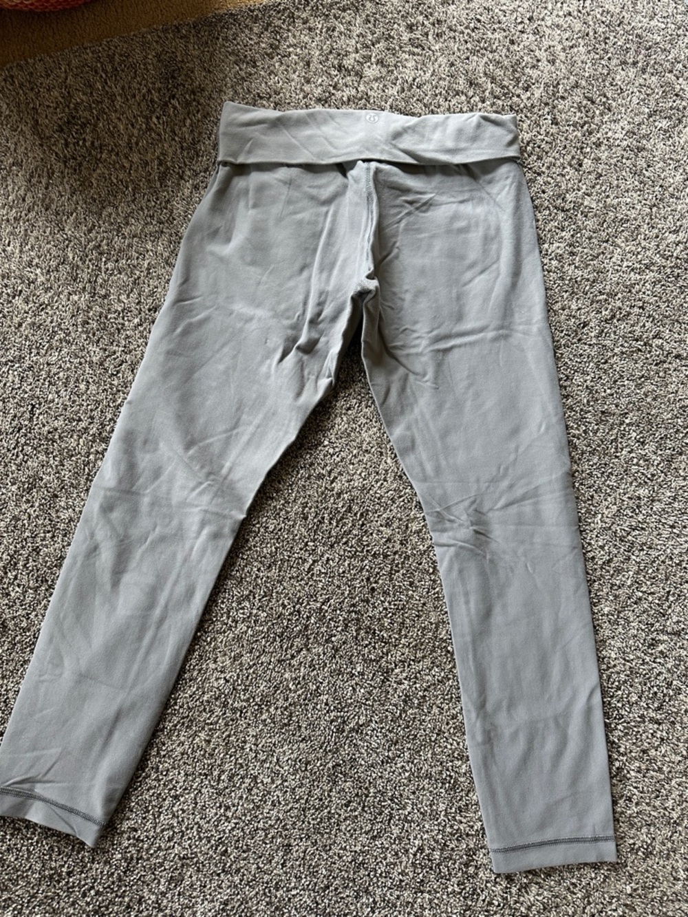 Lululemon Size 8 High-Rise Foldover Leggings - Light Gray - Picture 2 of 5